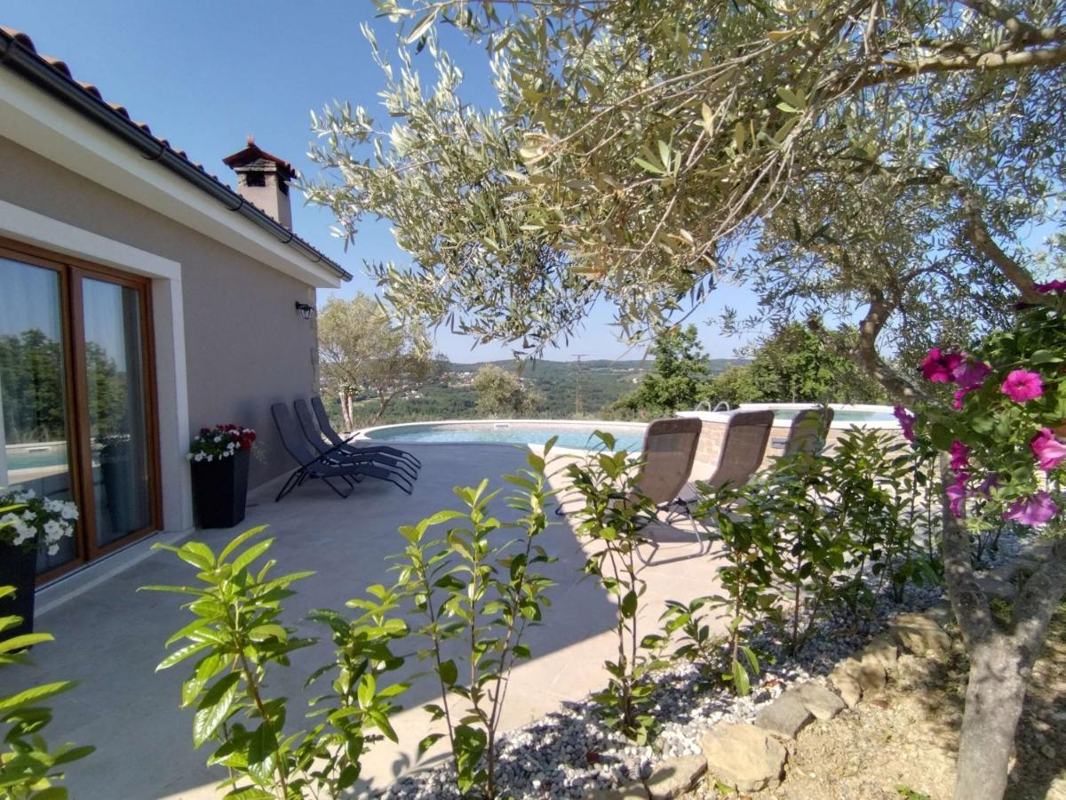 Villa Meloni Motovun Eksteriør bilde