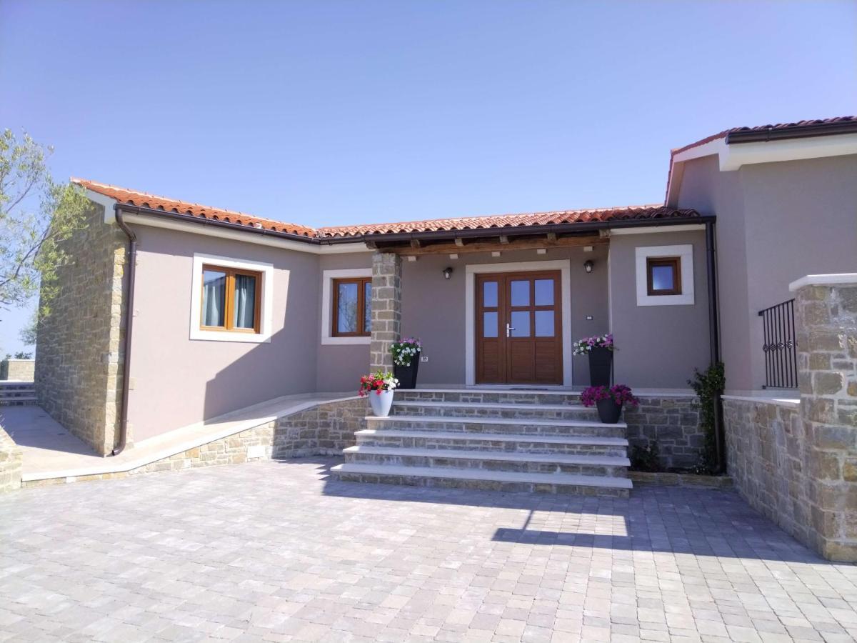 Villa Meloni Motovun Eksteriør bilde